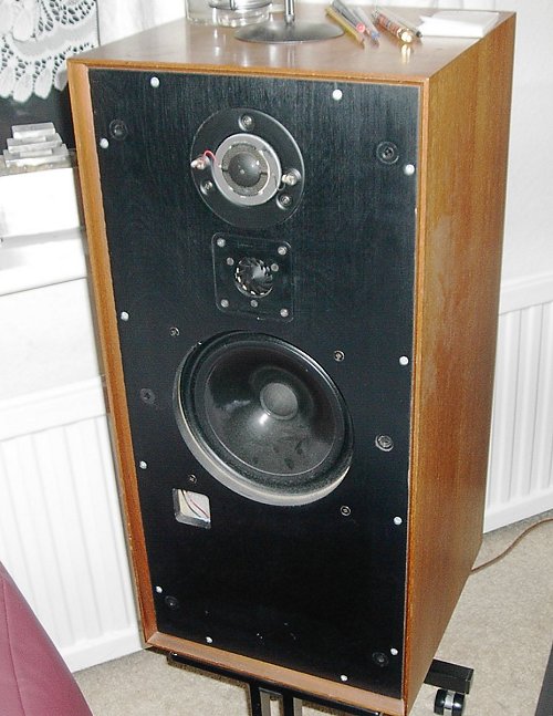 Front view of an Export Monitor with
     the grille removed